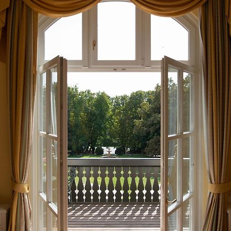 Castle Hotel Grof Degenfeld Superior Tarcal Extérieur photo