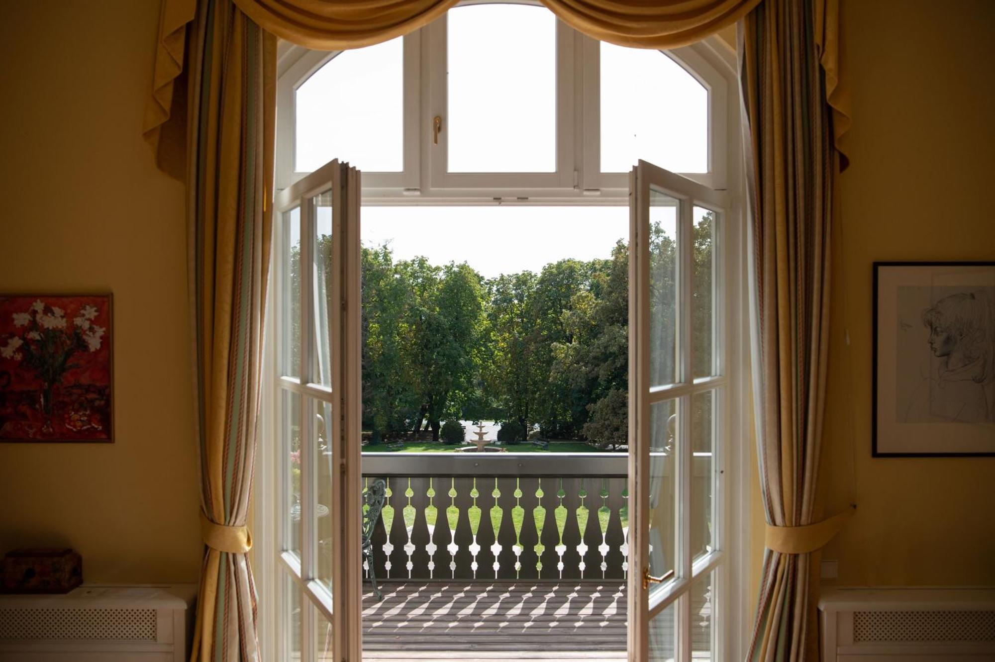 Castle Hotel Grof Degenfeld Superior Tarcal Extérieur photo